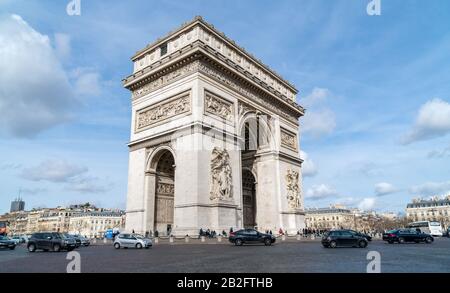 Traffic Paris Place De L Etoile And Arc De Triomphe At Night Stock