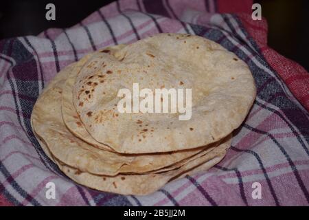 Indian Women Making Chapatis Traditional Indian Bread Khuri Village