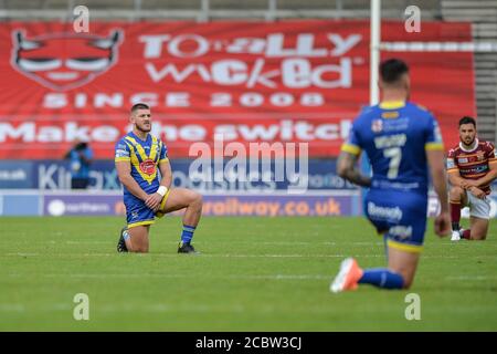 Danny Walker Of Warrington Wolves Takes A Breather During The Betfred