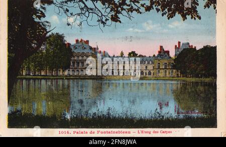 Chateau De Fontainebleau L Etang Des Carpes Et Le Chateau Carte