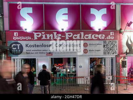 The Pink Palace Sex House On Reeperbahn In The Red Light District Of