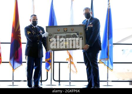 Maj Gen Michael T Mcguire Outgoing Adjutant General Of Arizona