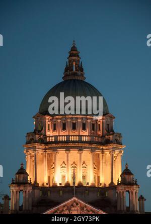 Night Shot Of The Cenotaph In Belfast Northern Ireland Stock Photo Alamy