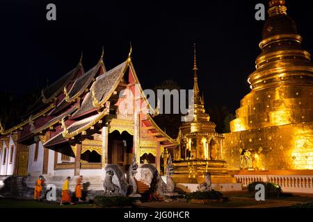 Monks Sculpture Evening Wat Phra Doi Suthep Chiang Mai Thailand