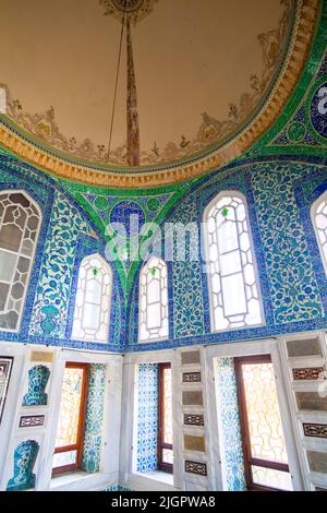 The Privy Chamber of Sultan Ahmed I the Harem Topkapõ Palace Turkish