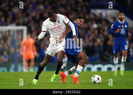 Ac Milan S Rafael Leao Left Celebrates After Scoring The Opening Goal