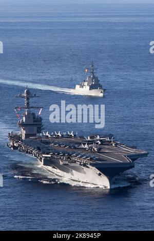 US Navy The Spanish Navy Frigate Alvaro De Bazan F 101 Conducts A