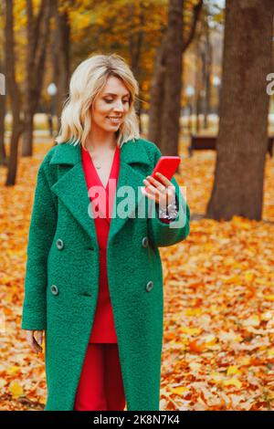 Cheerful Senior Executive Woman Standing With Arms Folded And Smiling