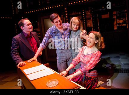 Katie Brayben Carole King In BEAUTIFUL The Carole King Musical At