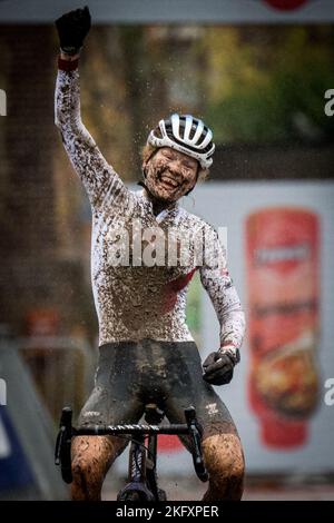 Puck Pieterse Celebrates On The Finish Line As She Wins The