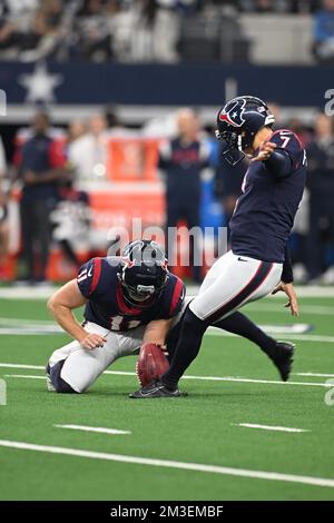 Houston Texans Kicker Ka Imi Fairbairn 15 Watches His 30 Yard Field