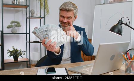 Mature Business Man And His Secretary With Big Boobs Stock Photo Alamy