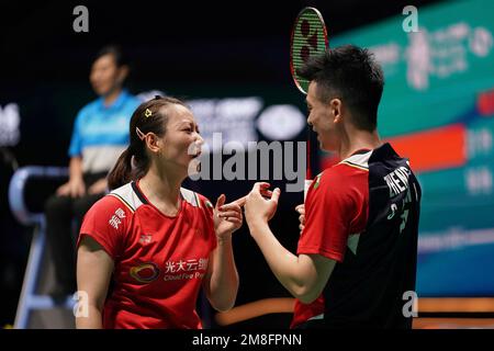 China S Huang Ya Qiong Left And Zheng Si Wei Celebrate With Their