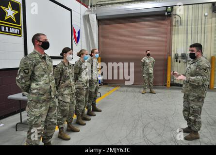 Lt Col Mark Sander Right Commander Of The U S Army Medical