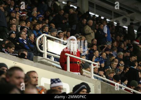 Sunderland Fan Dressed As Santa Stock Photo Alamy