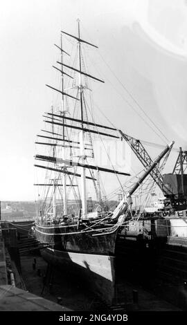 The World S Only Surviving Extreme Clipper Ship The Cutty Sark Built