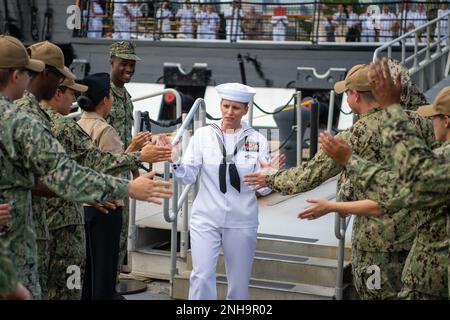 U S Navy Utilitiesman 1st Class Left With The 20th Seabee Readiness