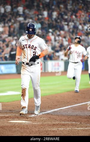 Houston Astros Alex Bregman 2 Scores As Chicago Cubs Willson