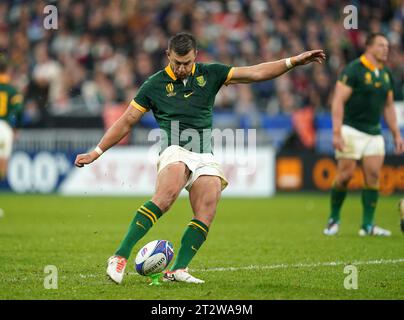 Handre Pollard Of South Africa Scores A Penalty Kick In The Second Half