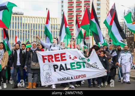 Leipzig Hunderte Pro Palästina Anhänger ziehen erneut durch Leipzig