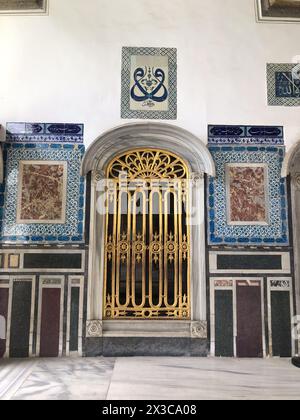 The Yerevan Kiosk In Topkapi Palace Istanbul Turkey Stock Photo Alamy