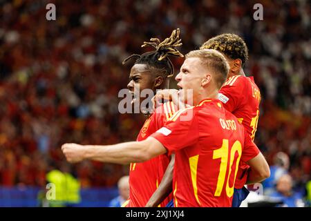 Lamine Yamal Dani Olmo Seen In Action Celebrating After Scoring Goal