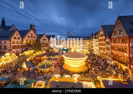 December Hesse Frankfurt Main People Stroll Along The Banks