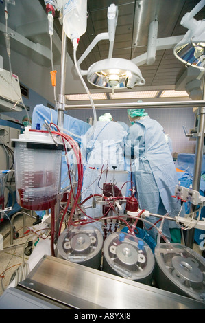 Heart lung machine cardiac pump heart surgery surgeons hospital Stock