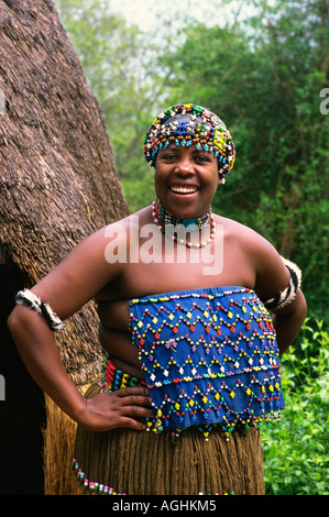 South Africa Phe Zulu Zulu Woman Dancing Stock Photo Alamy