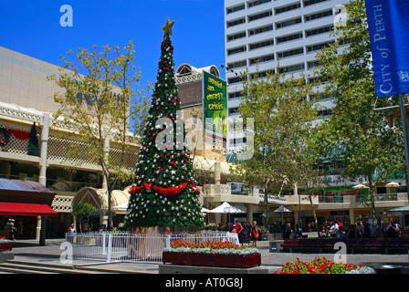christmas tree perth city centre western australia stock christmas tree perth city centre western australia stock