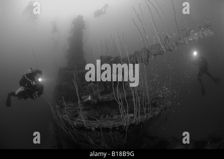 Diver At Wreck USS Apogon Bikini Atoll Marshall Islands Stock Photo Alamy