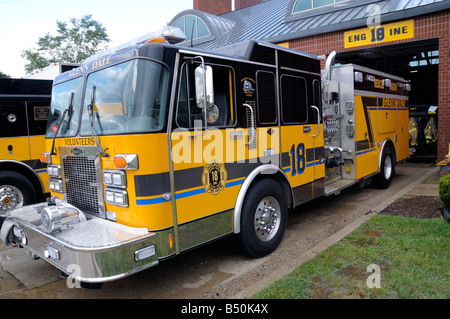 Fire Truck Parked In Front Of Warehouse Stock Photo Alamy