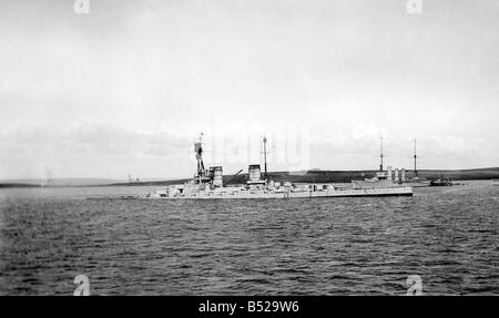 Scuttled German Fleet Sinks Into Sea At Scapa Flow Wwi In Scotland In