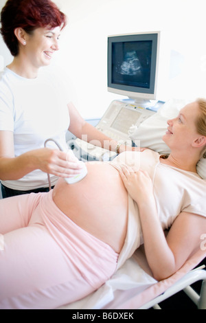 Pregnant Clinic 85