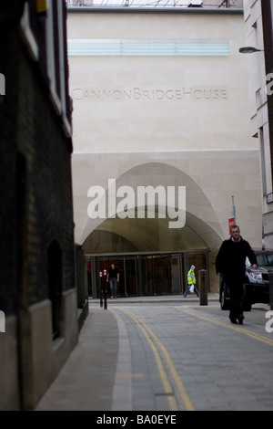 Futures and options brokers london
