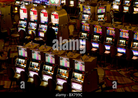 Las vegas airport gambling machines