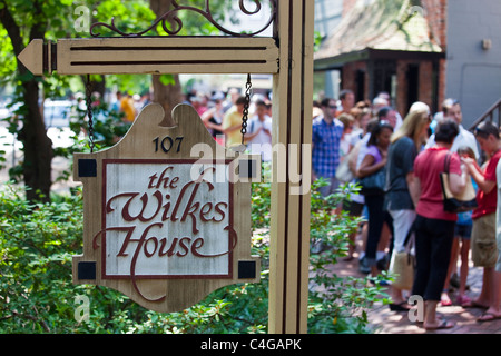 mrs. wilkes' dining room, the wilkes house restaurant, savannah mrs. wilkes' dining room, the wilkes house restaurant, savannah
