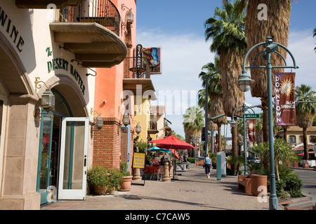 downtown Palm Springs on Palm Canyon Drive, Palm Springs Stock Photo: 72627537 - Alamy