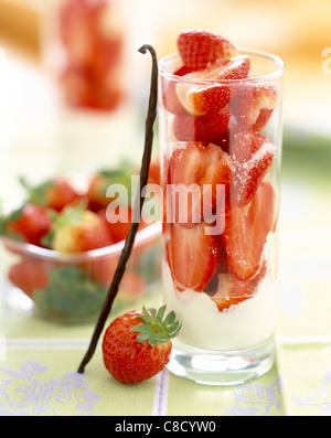 Carton Of Strawberries Stock Photo Alamy