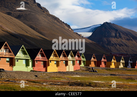 longyearbyen svalbard alamy norway spitsbergen capital town archipelago settlement largest houses wooden