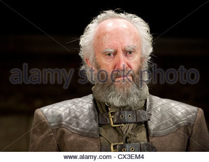 an interpretation of william shakespeares play king lear Analysis of king lear: king lear, by william shakespeare, is a tragic tale of filial conflict, the play begins with lear, an old king ready for retirement,. an interpretation of william shakespeares play king lear Analysis of king lear: king lear, by william shakespeare, is a tragic tale of filial conflict, the play begins with lear, an old king ready for retirement,.