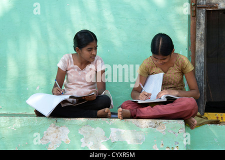 essay on indian writers in english essay on indian writers in english