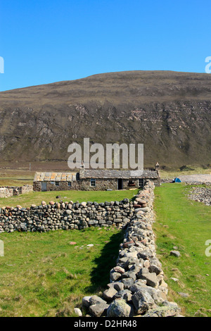 Cottage At Rackwick Isle Of Hoy Orkney Islands Scotland Uk Stock