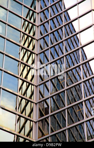 Modern Architecture Toronto modern architecture toronto stock photo, royalty free image Modern Architecture Toronto modern architecture toronto stock photo, royalty free image