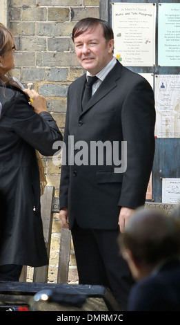 free derek ricky gervais