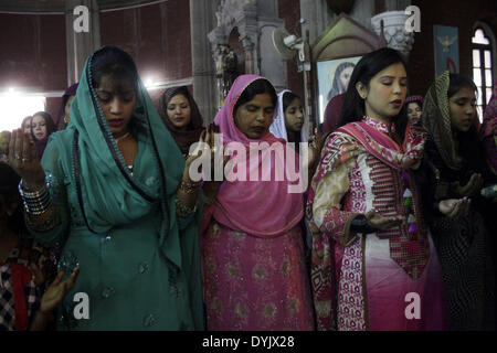 Lahore Th Apr Pakistani Christians Attend An Easter Mass At