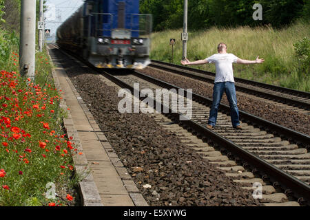 suicide-on-the-railway-rail-corridor-prague-pardubice-pelou-czech-e5xywg.jpg