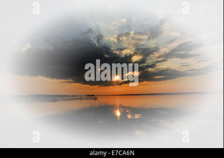 Graphics Of Dramatic Evening Sky Above The Lake With A Wilhelmstein