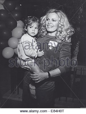 SALLY STRUTHERS with daughter Samantha Struthers Rader in Stock Photo