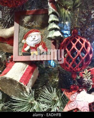 Old Fashioned Christmas Decorations old fashioned christmas tree decorations - crackers stock photo Old Fashioned Christmas Decorations old fashioned christmas tree decorations - crackers stock photo